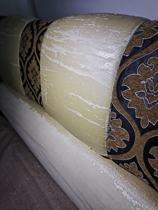 Диван и кресло срочна