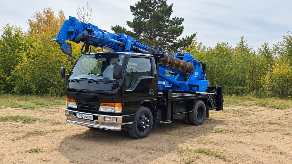 Услуги ямобура. Isuzu Elf