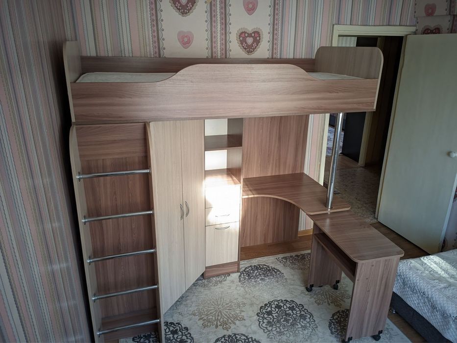 Продам детскую мебель.