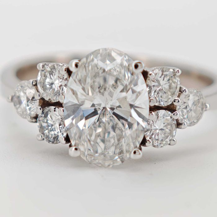 Inel 18k cu diamante naturale si lab grown 2.16ct Ocazie!