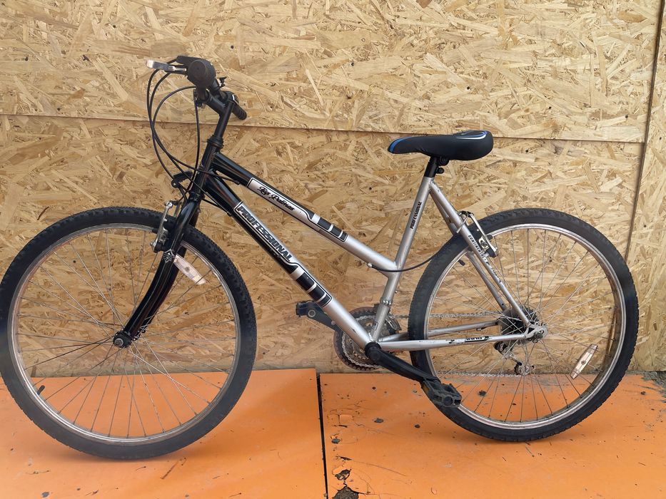 Bicicleta cadru dama profesional roti 26”