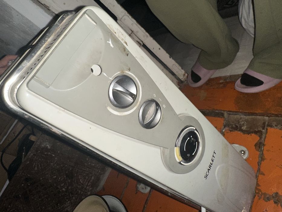 Радиатор / печка/ батарея