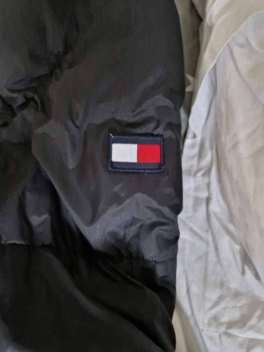 geaca tommy hilfiger 300 de lei