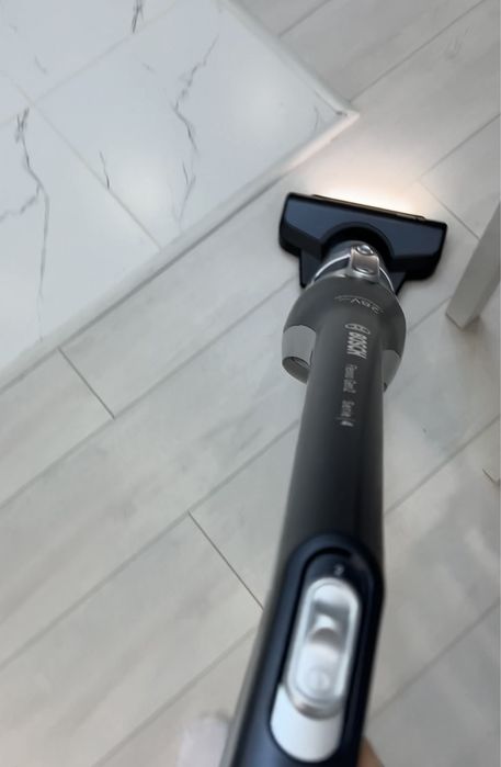 Пылесос Bosch BCH3K2801 черный