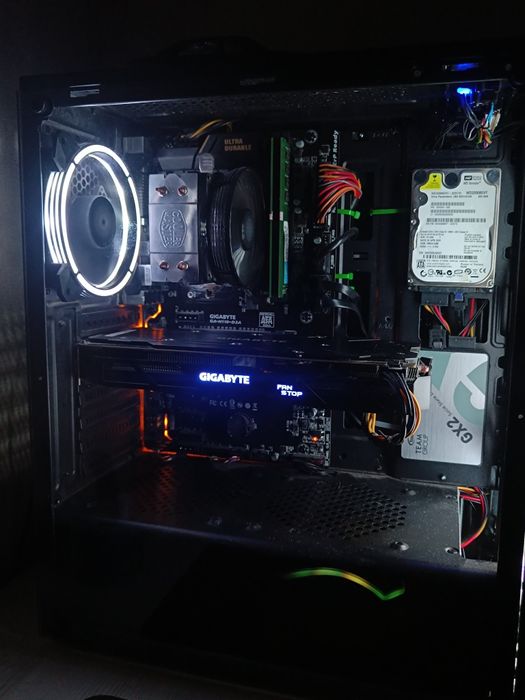 Игровой компьютер в сборе