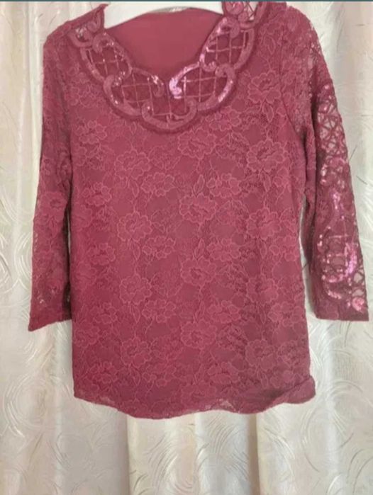 Bluza dantelă cu paiete M