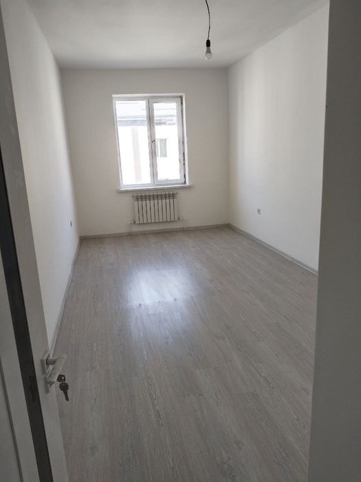 Сотилади 4-хонали Зангиотада