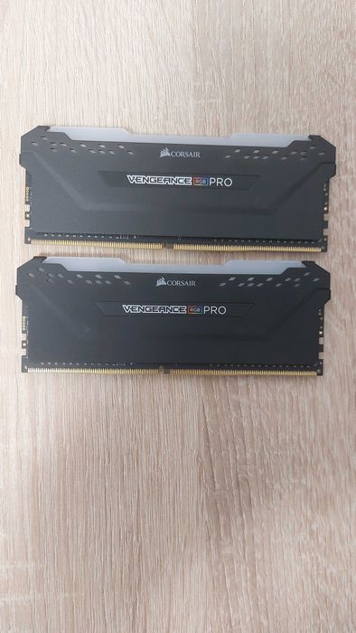 Kit gaming placă de bază +ddr4 16gb NEGOCIABIL
