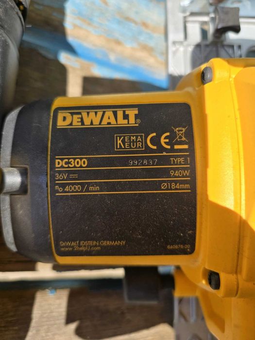 Scule de mana dewalt