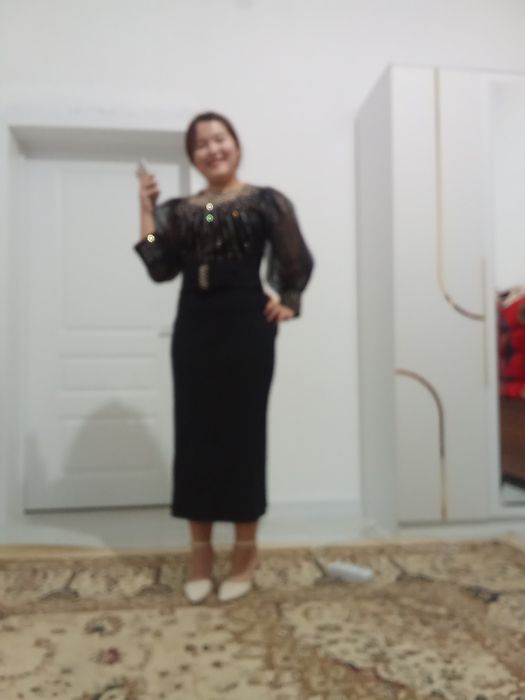 Женские платье вечерный