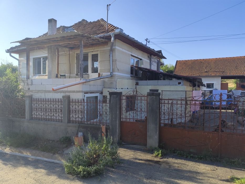 Caut colaborare,parteneriat afacere turism, agrement etc. Rog citiți