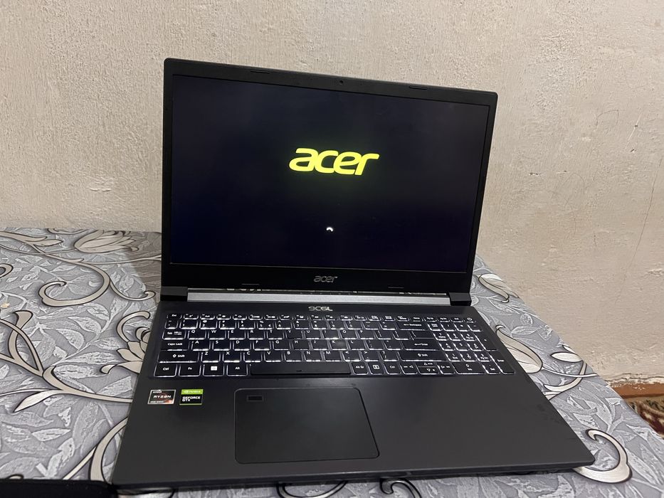 Acer Aspire 7 512GB GTX 1650 4GB
