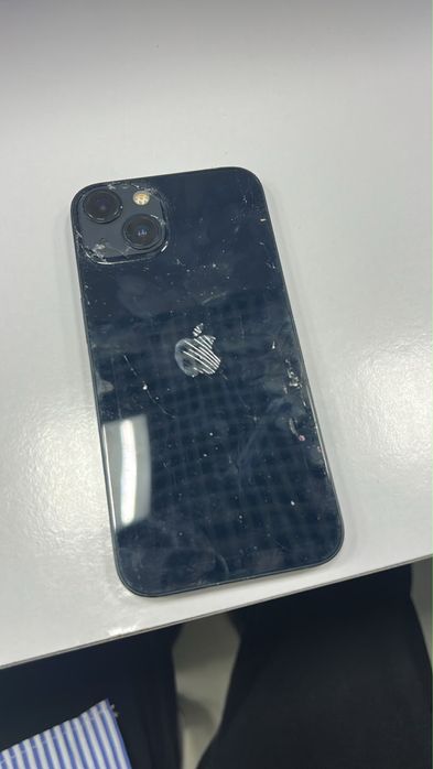 Продам Iphone 13 128 гб