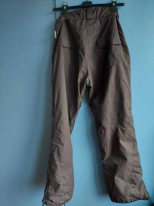 Vand pantaloni schi de femei marimea 40