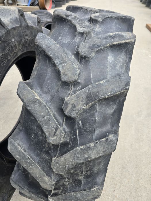 Anvelope 320-70r24 Pirelli