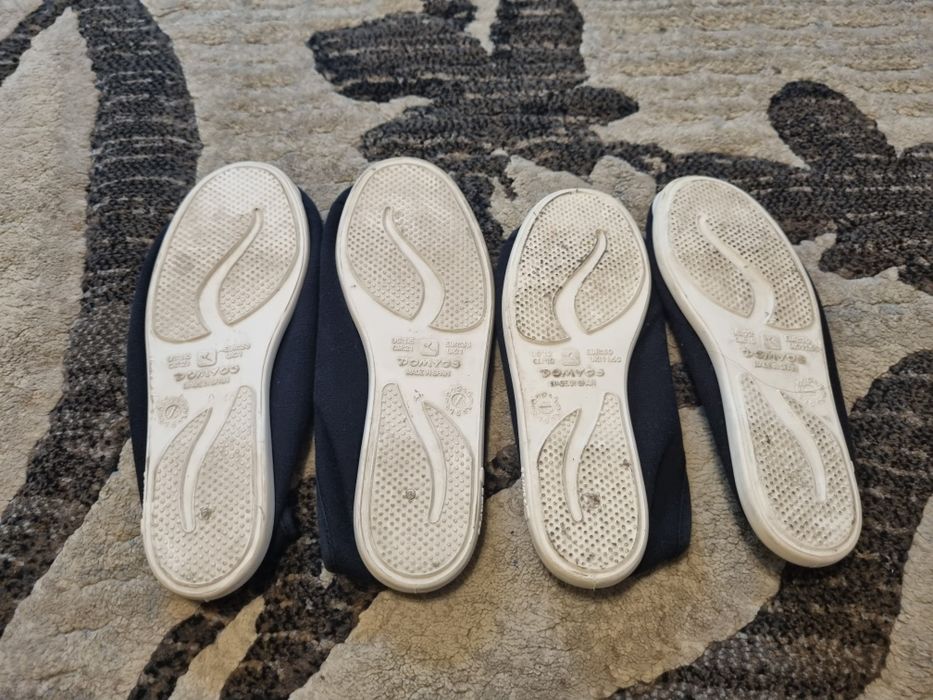 Încălțăminte copii pentru karate, mărime 30 și 33, stare bună.