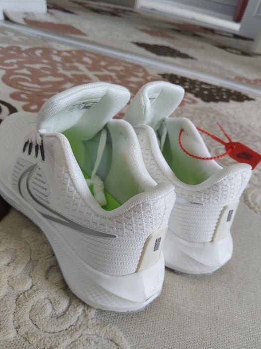 Продам кроссовки Nike AirZoom Pegasus 39