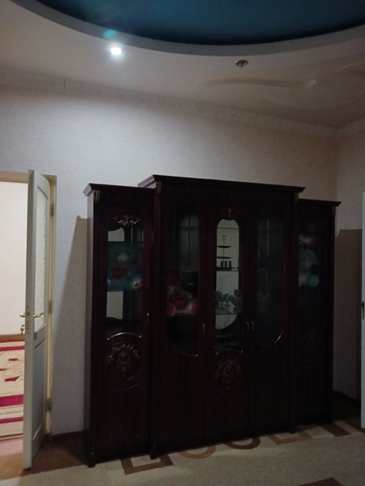 Самарканд вилояти,Булунгур туманида 2 каватли уй сотилади.