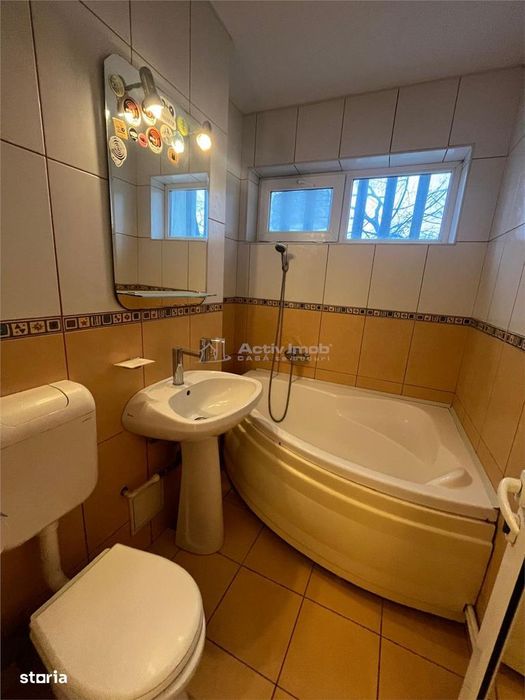 Apartament 3 cam 67mp Nespalata