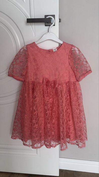 Продам детские платья