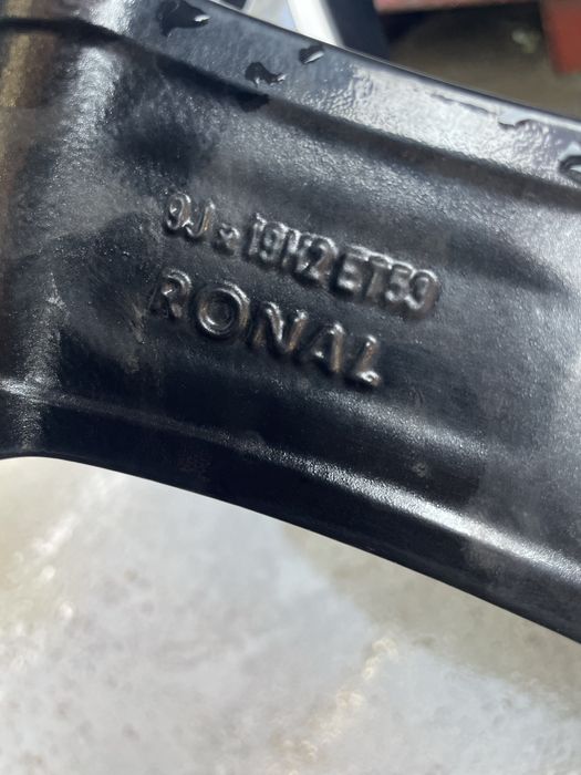 Диски с резиной Mercedes E 213