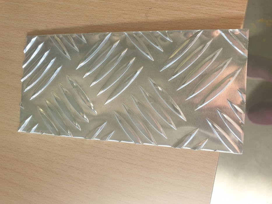 Tabla aluminiu striata Quintet 3x1000x2000mm placa aluminiu inox cupru