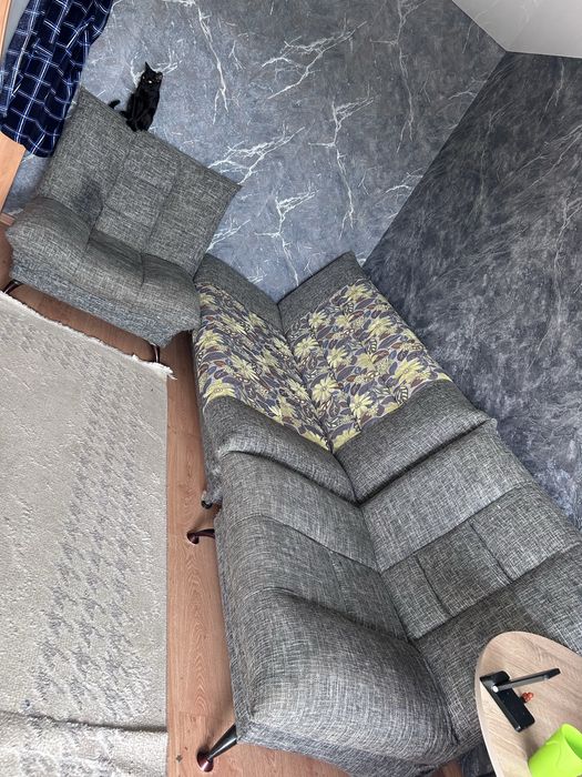 Продам диван и 2 кресла