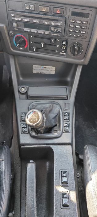 БМВ 325 е30 кабриолет на части