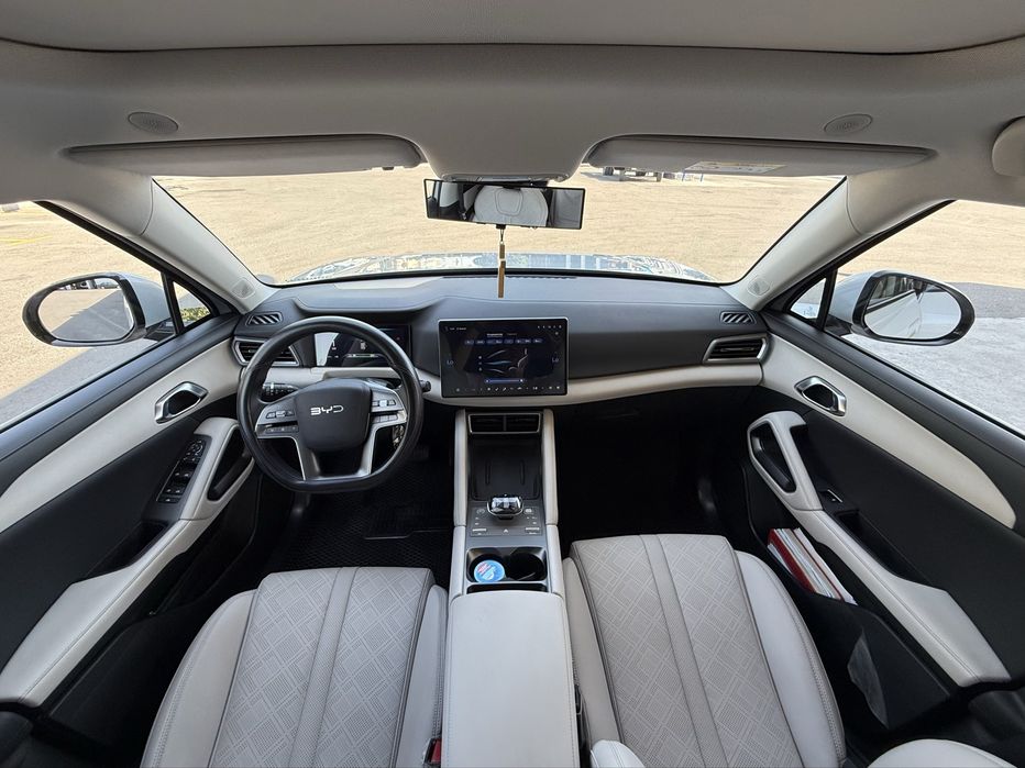 BYD Yuan Up 2026 год