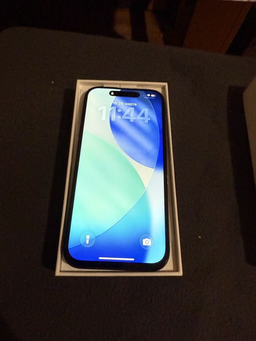 Айфон 15про в хорошем состоянии