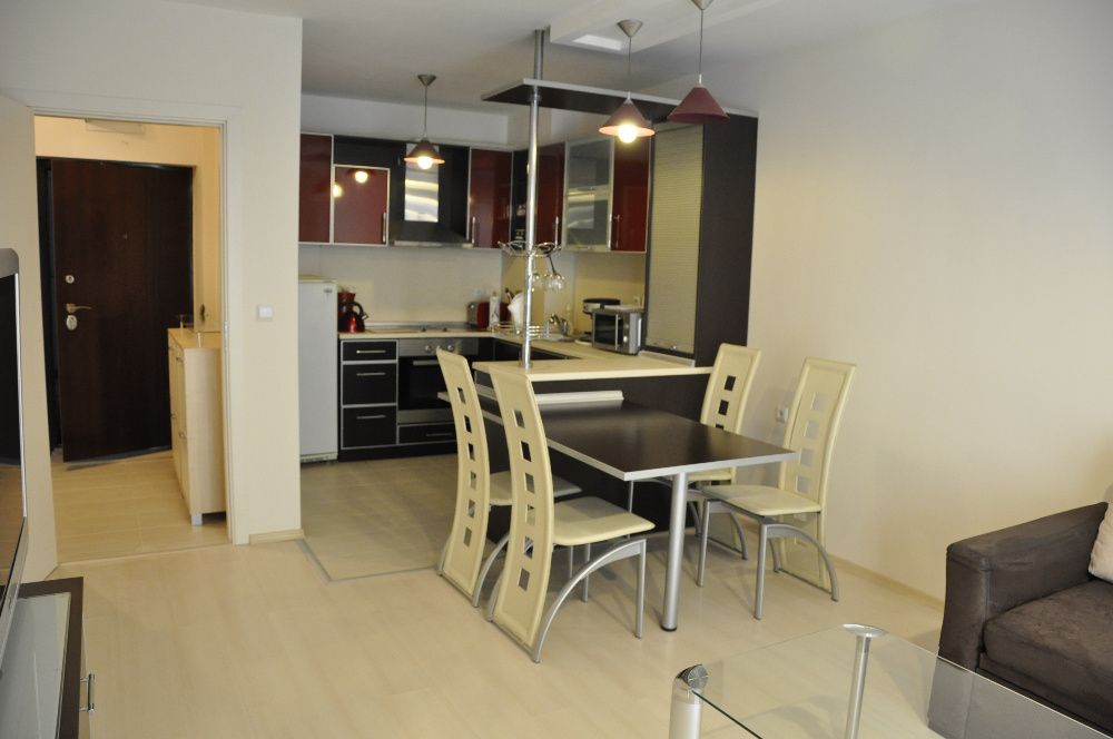 ”Черноморски бриз” 2-стаен лукс апартамент