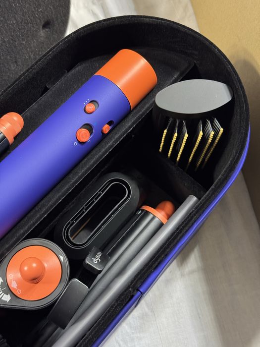 Dyson airwrap i.d. set de cadou