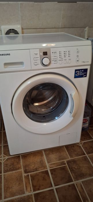Продаю стиральную машину SAMSUNG