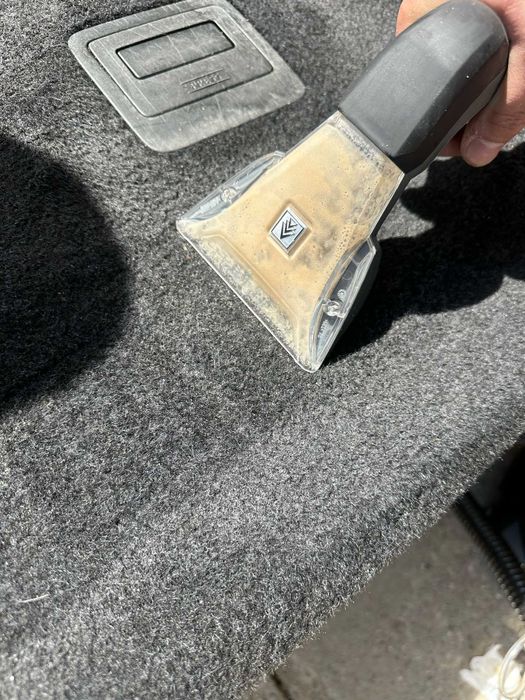 Пране на автомобилен салон и мека мебел  в гр. София мобилна услуга на място