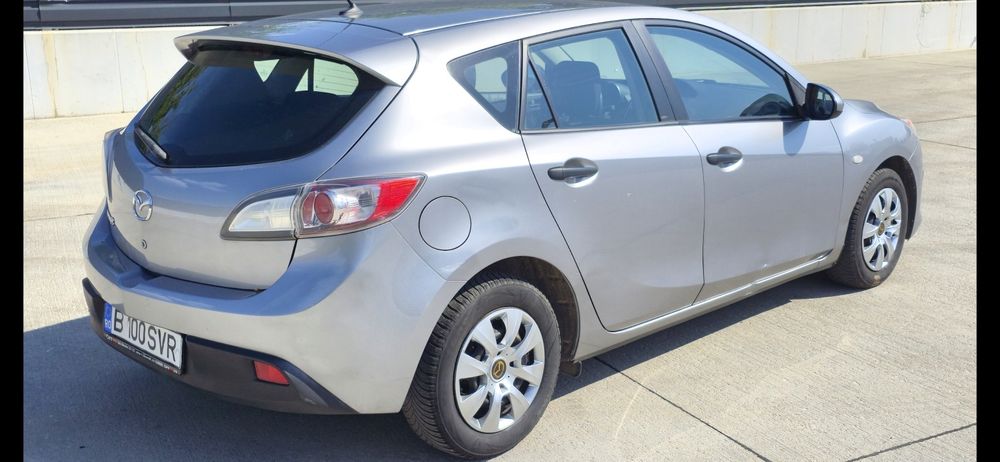 Mazda 3 , benzina 1.6 ,