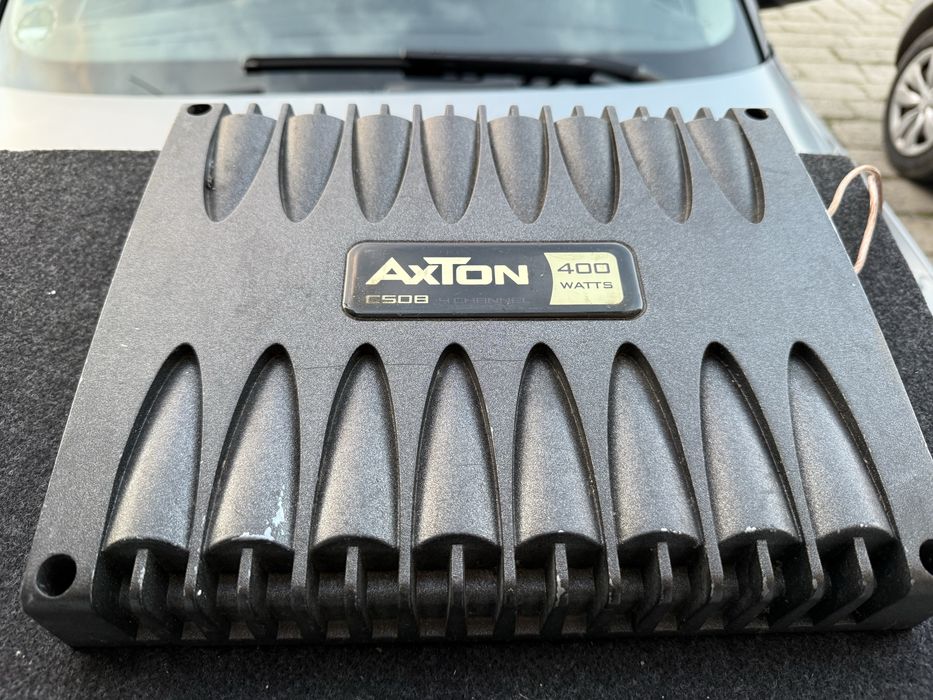 Бас каса с усилвател