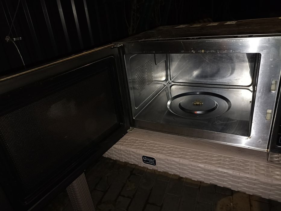 Cuptor cu microunde general electric pentru piese