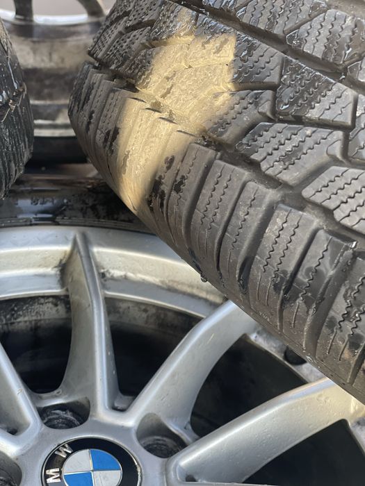 Jante Bmw originale  cu anvelope de iarna Continental