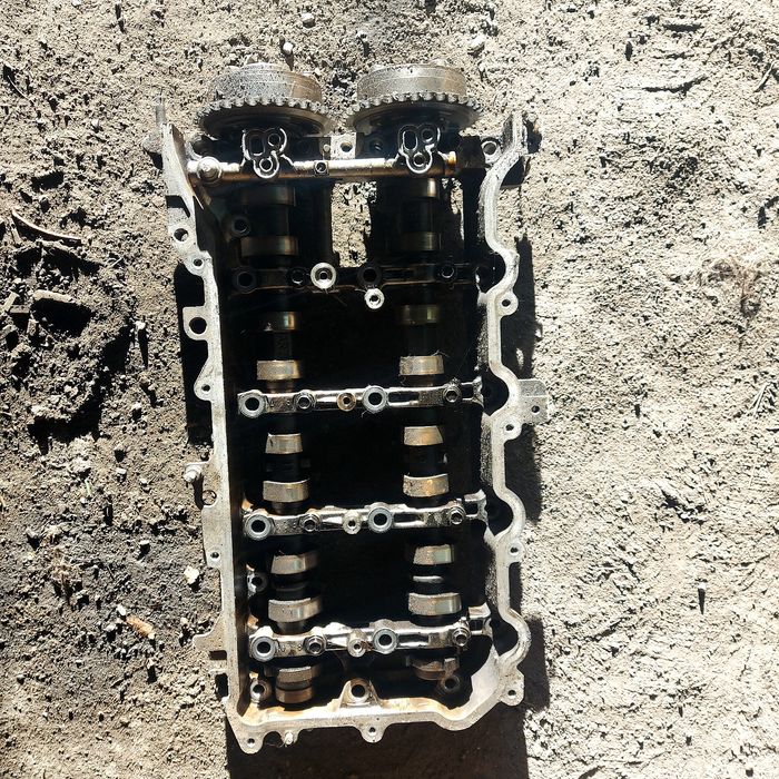 Продам распредвалы и муфты от камри