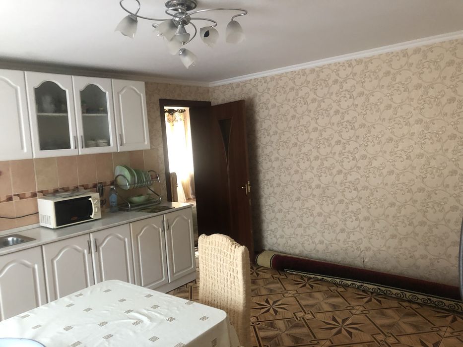 Продам полдома! В очень хорошем районе