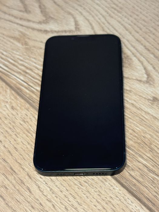 Айфон 13 идеальном состояний