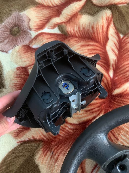 Трилъчов волан от пежо