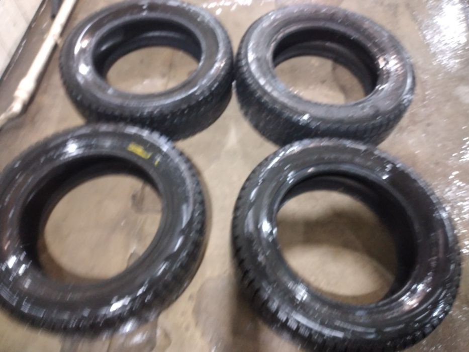 Резина зимняя 185/65 R15
