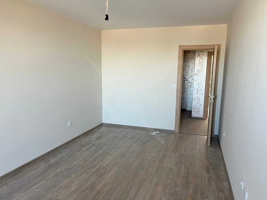 Продава се Тристаен апартамент в Пловдив, Гагарин - 115 кв.м за 1147 €/кв.м - Снимка #8