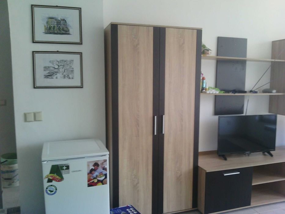 Дава се под наем Двустаен апартамент в Варна, Бриз - 65 кв.м за 510 € - Снимка #2