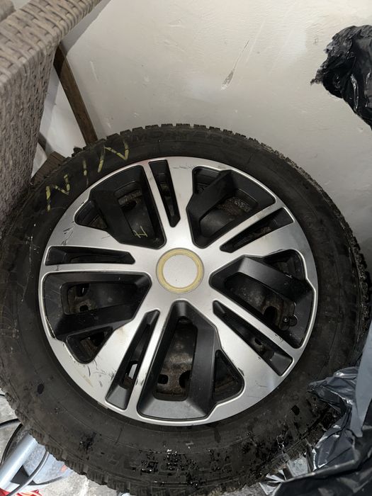 Jante cu anvelope 185/60/15 VW