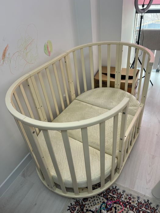 Детская кровать манеж