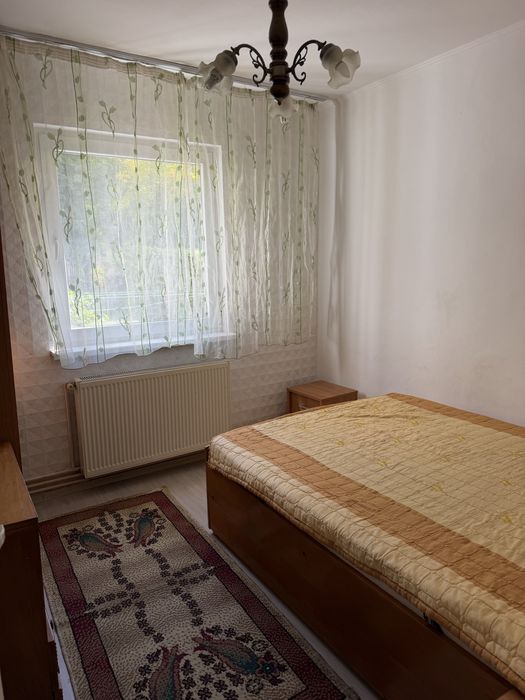 Apartament cu 2 camere, mobilat, de închiriat!
