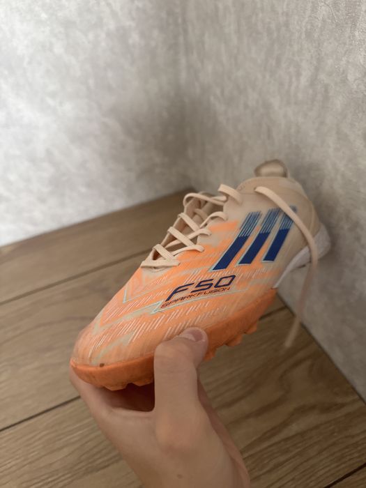 F50 adidas сороконожки