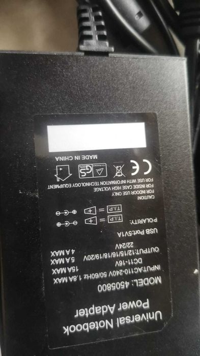 adaptor auto laptop universal  100w